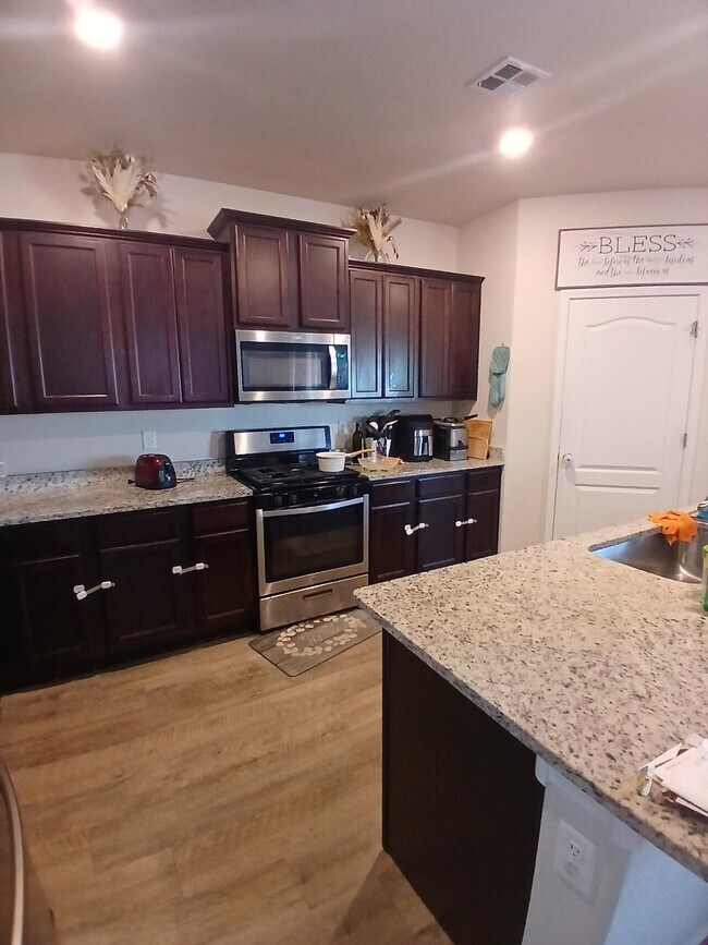 3716 Buffalo Trail Rd NE