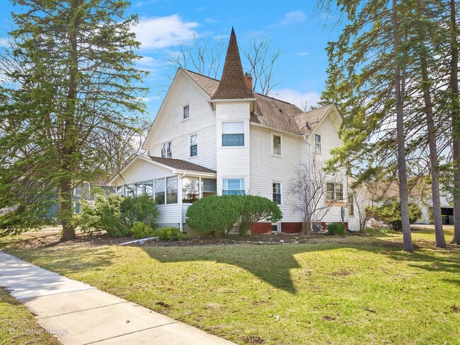 Photo - 122 S Prospect St