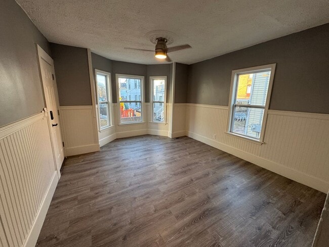 Photo - 14 Hillside St Unit 1