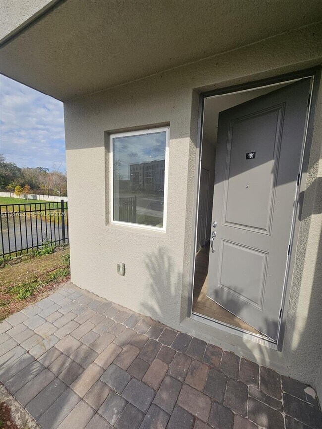 Photo - 1201 Southstation Pl