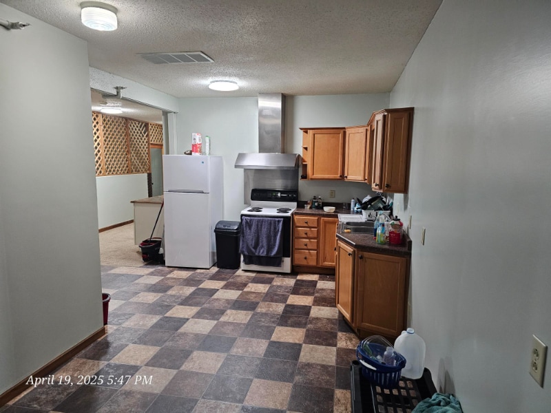 Photo - 615 S Chestnut St Unidad Upstairs s