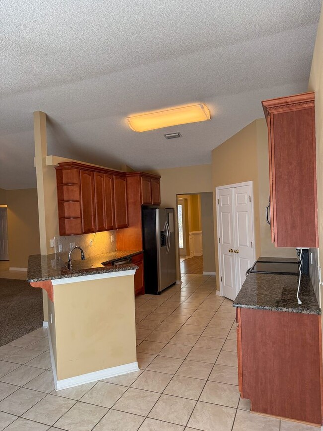 Photo - 4697 Lovegrass Ln