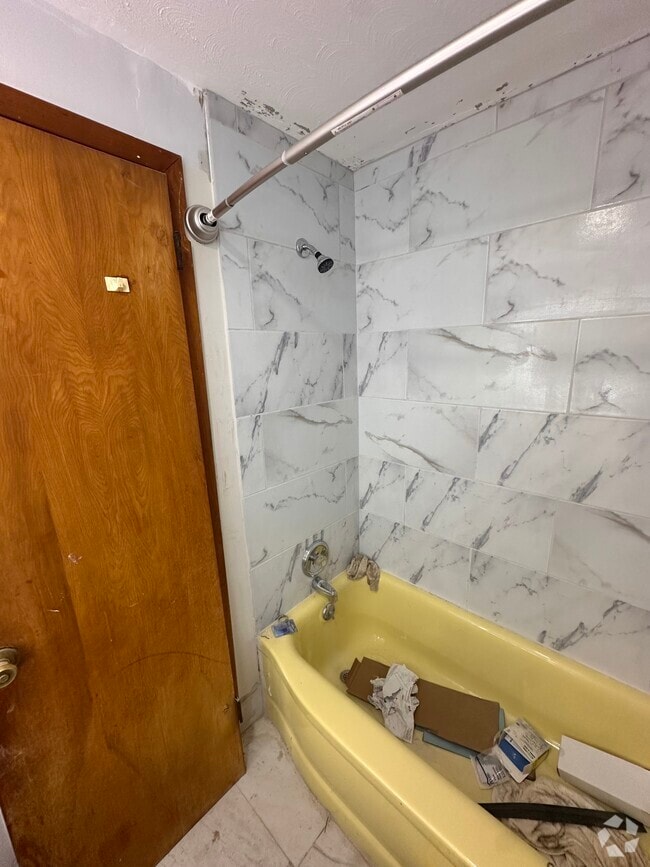 Building Photo - 3031 Reeves Ave Rental