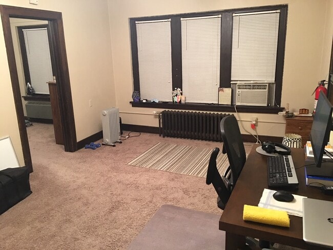 Photo - 741 Melrose Ave Unit apt. # 9