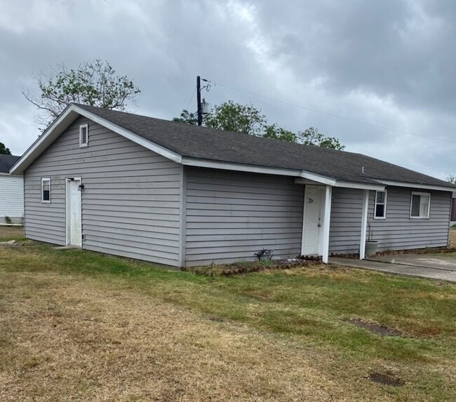 Building Photo - 2130 Rand Morgan Rd