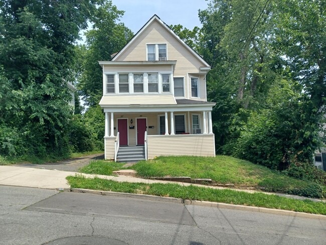 Photo - 37 Fairfield St Unit 2nd Floor