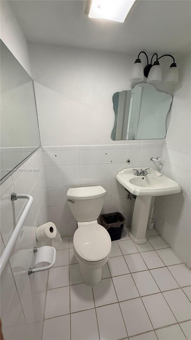 Photo - 4841 NW 7th St Unit 310-4