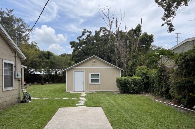 Building Photo - 2702 S Brown Ave