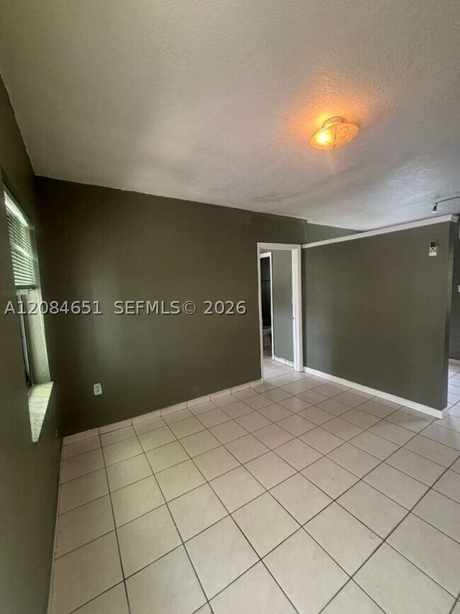 1167 NW 112th St Unit A