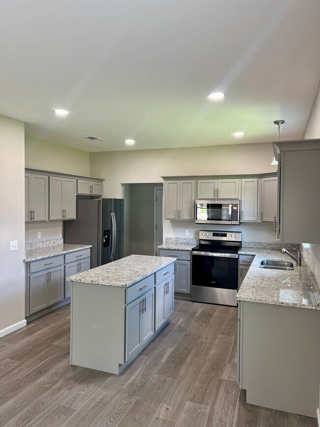 Photo - 177 Ridge Ln