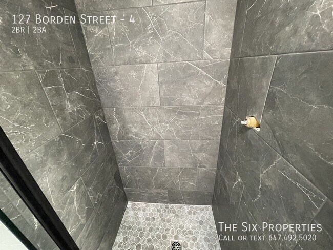 Photo - Brand New 2 Bed 1.5 Bath Coach House in Downtown Toronto Unit 4
