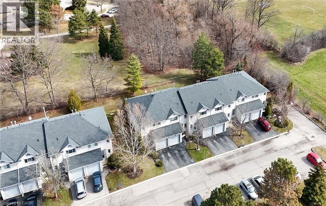 Photo - 2 Royalwood Ct