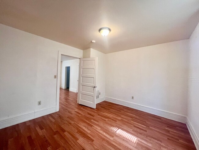 Photo - 626 12th Ave S Unit 3