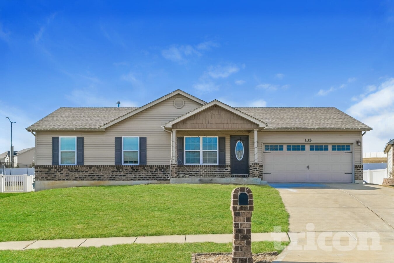 Photo - 135 Shadow Pointe Dr