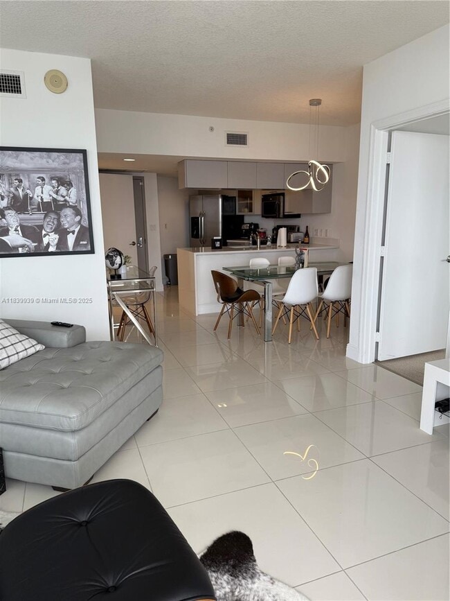 Photo - 1750 N Bayshore Dr Unit 5114