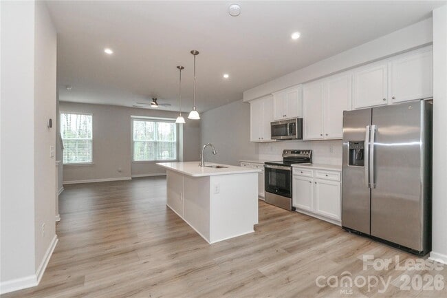 Photo - 5038 Springarn Ct