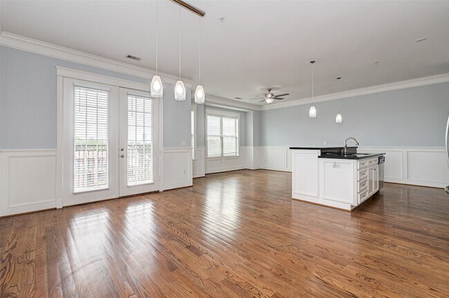 Photo - 2802 Morrison St Unit 410