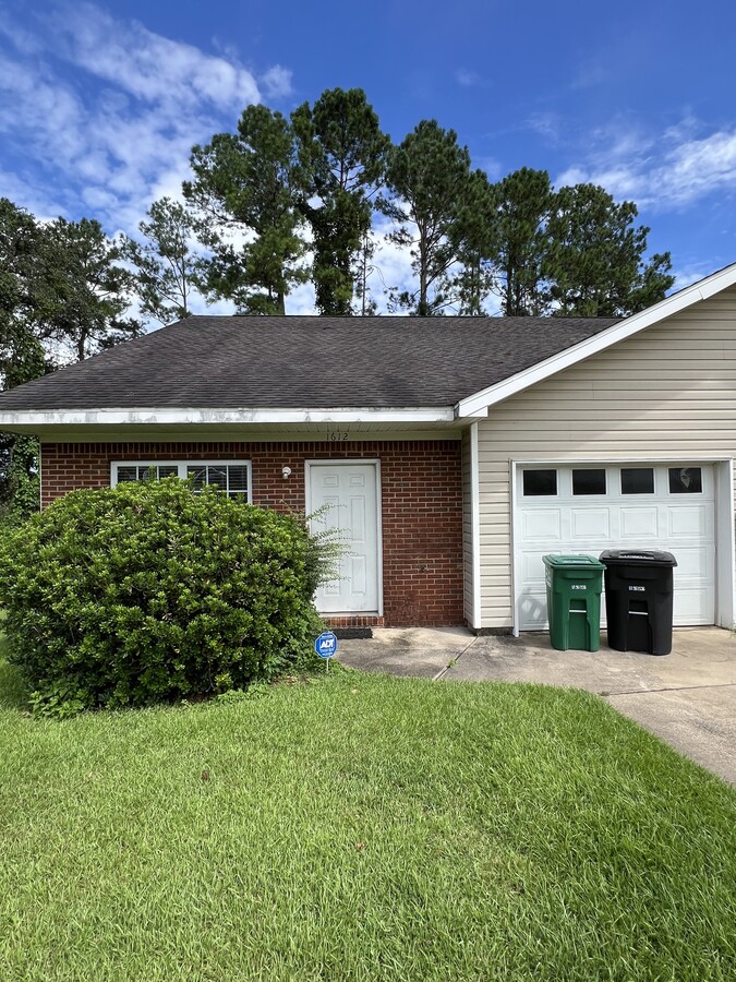 Photo - 1612 Corey Wood Cir Townhome