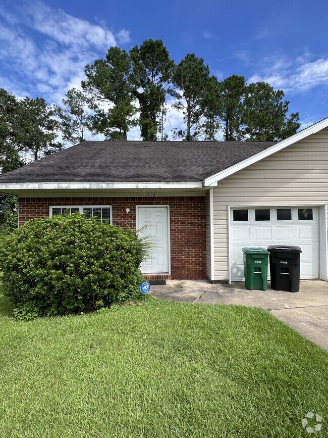 Building Photo - 1612 Corey Wood Cir Rental