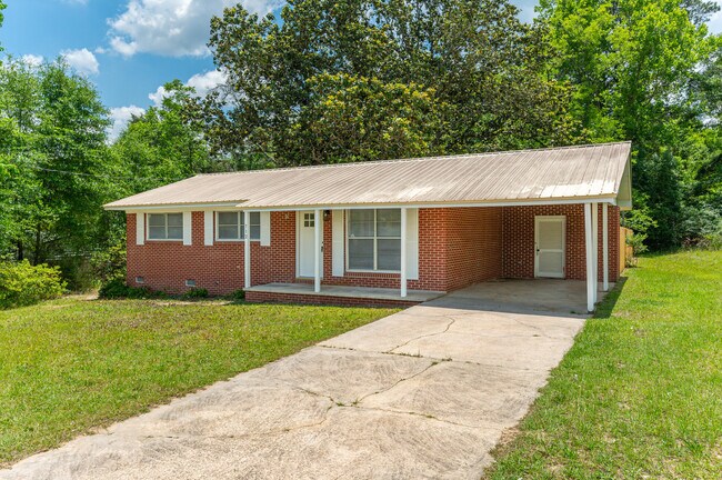 Photo - 712 Bruce Ave