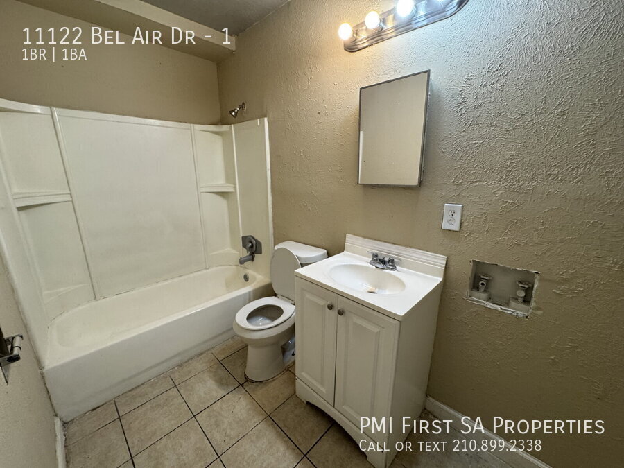 Photo - 11122 Belair Dr Unit 1