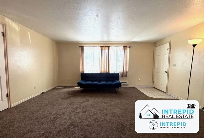 Photo - 171 Hokanson Ave