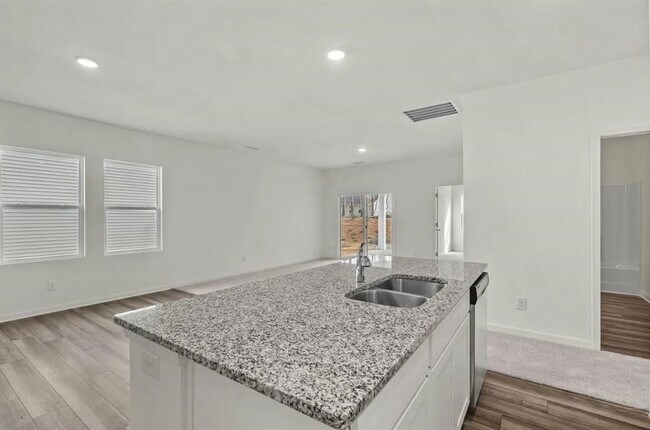 Photo - 31294 Williams Lndg St