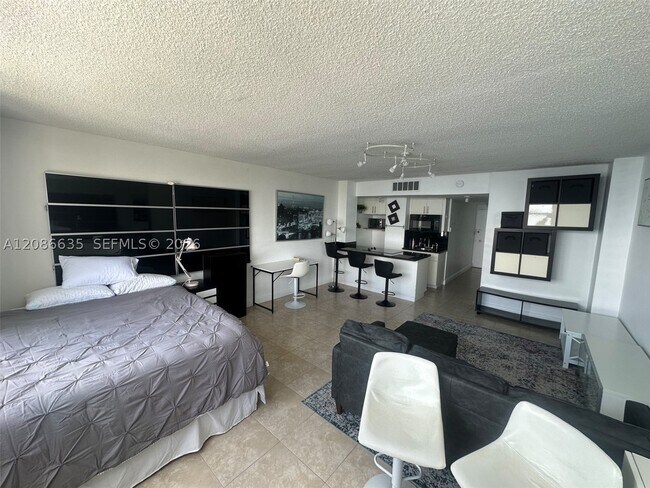Photo - 905 Brickell Bay Dr Unit 1029