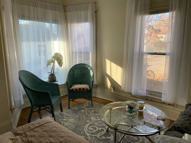 Living room - 1411 Main St Unidad 1411