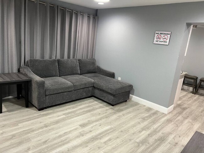 Photo - 11334 74th Ave Unit 2B