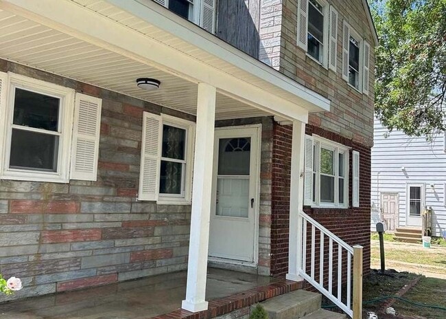 Photo - 42 Lee St Unidad Apartment A
