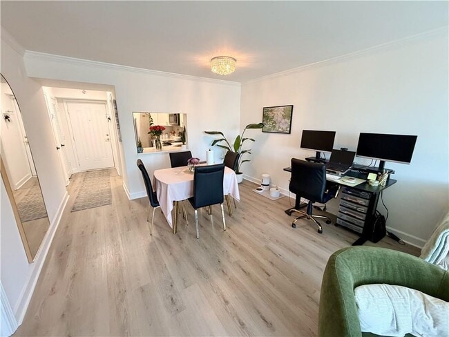 Photo - 2870 Pharr Ct S Northwest Unit 1009