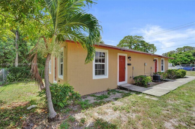 727 22nd St Unidad B