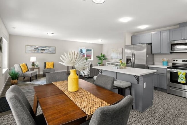 Photo - 6638 S Warner St