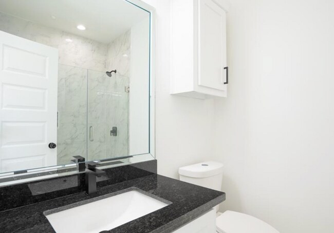 Photo - 1408 S Xanthia St Unit 3