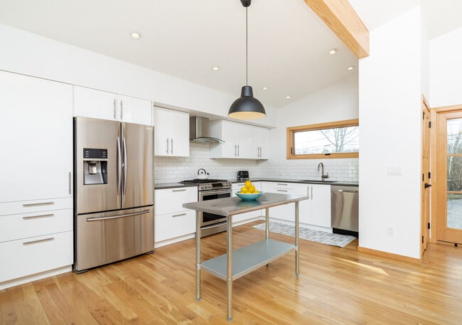 Photo - 22 St Mary's Rd