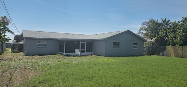 Photo - $5,000 Per Month FULLY FURNISHED - SATELLI...