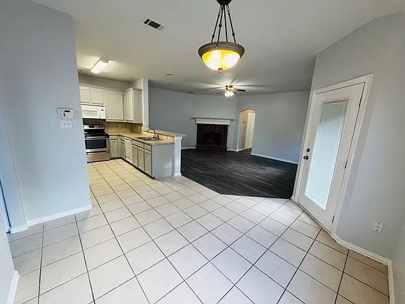 Photo - 5728 Swords Dr