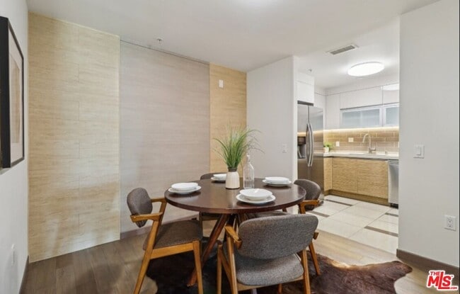 Photo - 903 S New Hampshire Ave Unidad 303