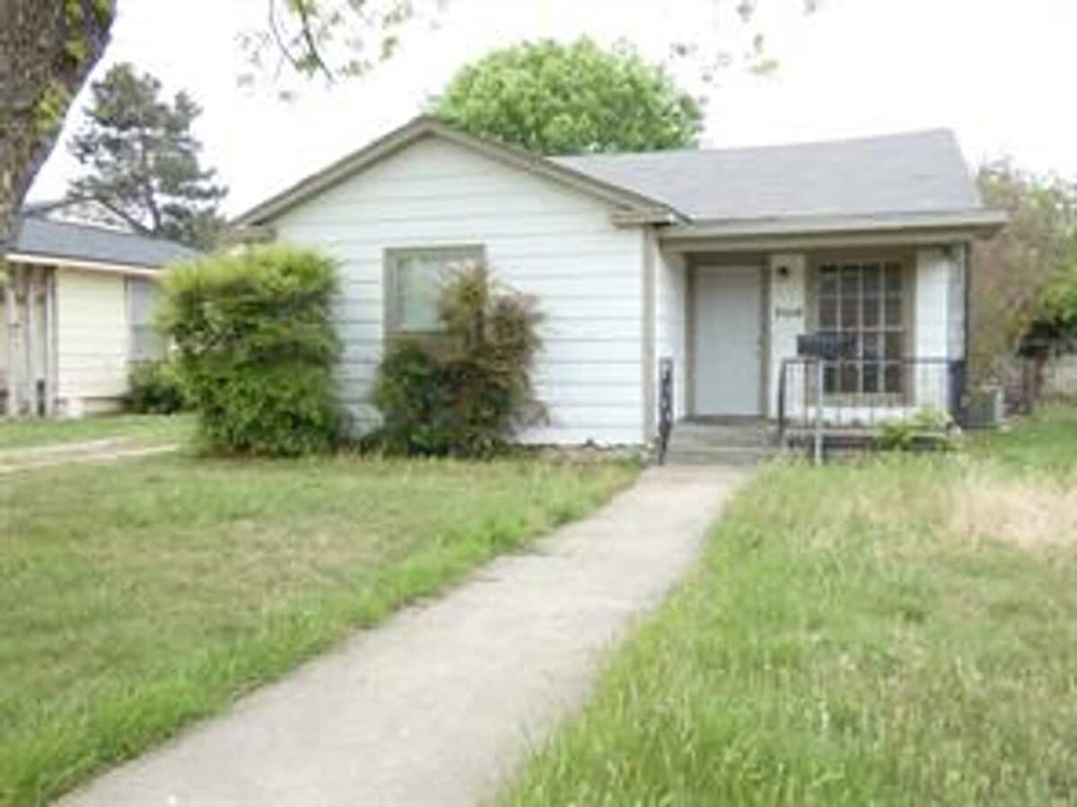 Charming 3 Bedroom - Charming 3 Bedroom House