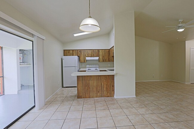 Photo - Duplex Cape Coral 4417 Unit 4417 SW Santa Barbara Place