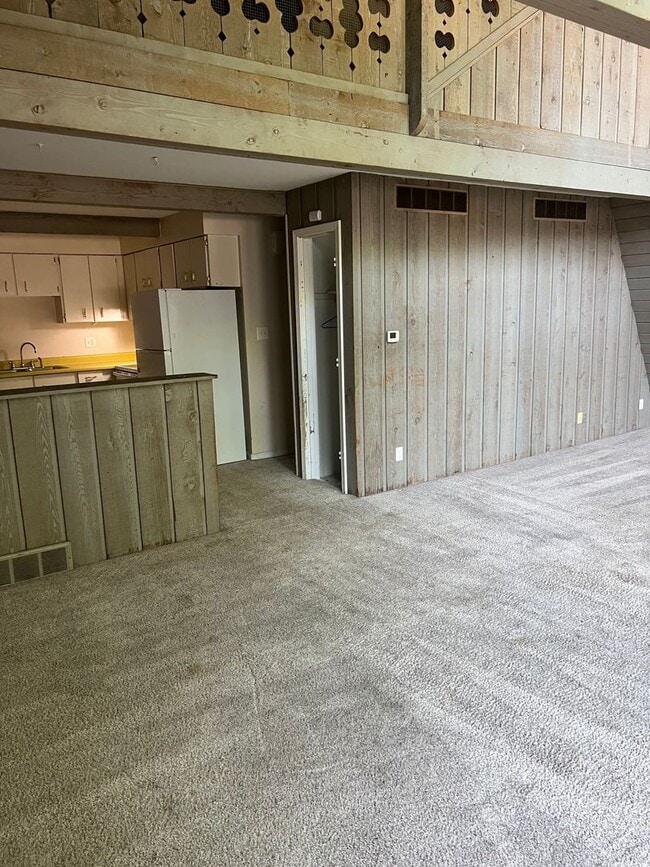 Photo - 1 bedroom, 2 lofted conforming rooms/ 1.5 bathroom A frame in southwest Columbia