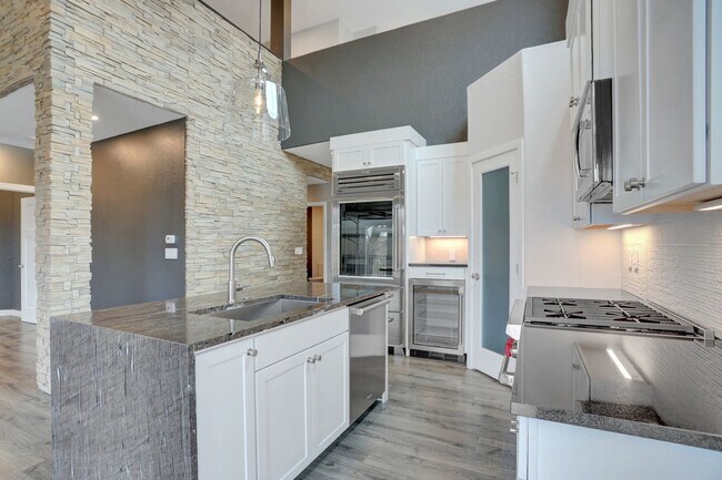 Photo - Beautiful Townhome in Bel Lago Villas back...