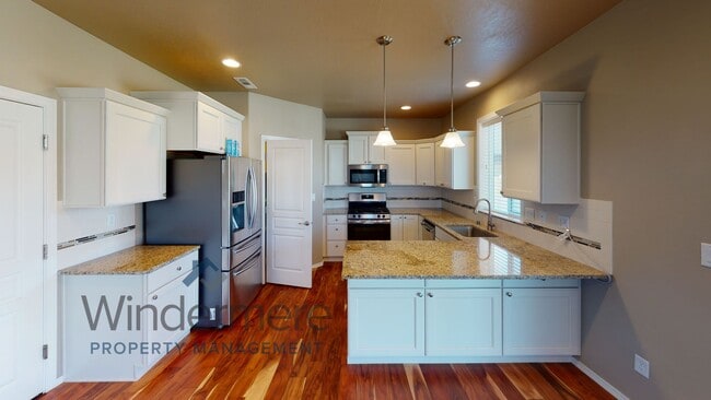 Photo - 531 SW Alicia Loop