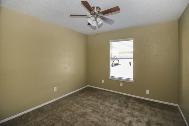 Photo - Columbia Villas