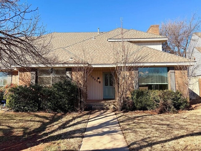 Building Photo - 12007 Shady Trail Ln