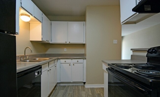 Photo - z - Historical - The Waters