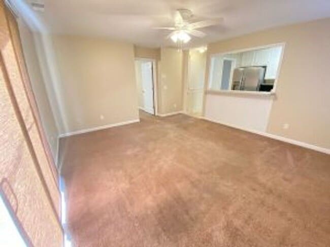 Photo - 164 W Hampton St