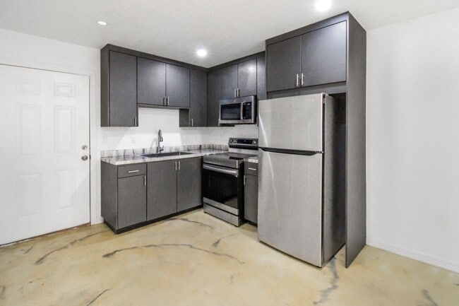 Photo - 511 Lotto Ln