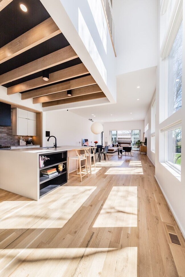 Photo - Thoughtfully Designed and Professionally Managed in Sought-After Germantown!